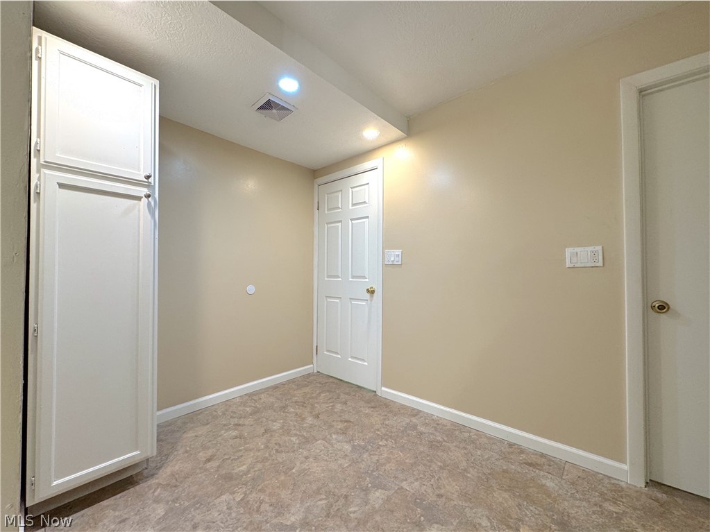 18066 Hillcrest Drive Lake Milton OH 44429