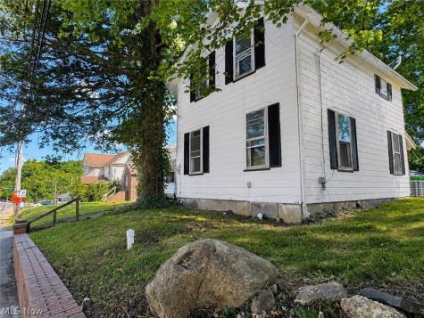 1312 Wooster Road W Barberton OH 44203