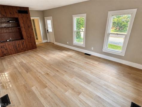 1312 Wooster Road W Barberton OH 44203