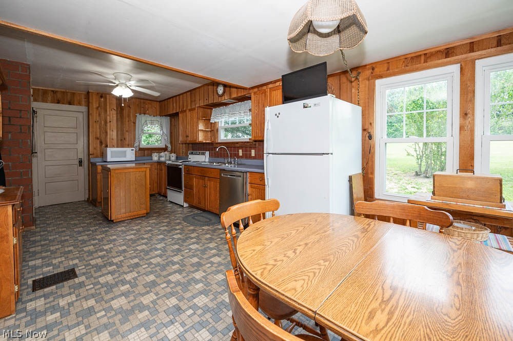 7094 State Route 45 Lisbon OH 44432