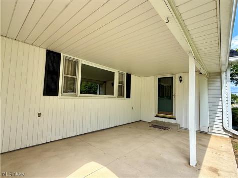 1008 Columbus Circle S Ashland OH 44805