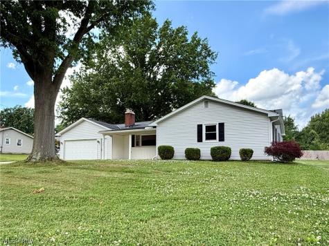 1008 Columbus Circle S Ashland OH 44805