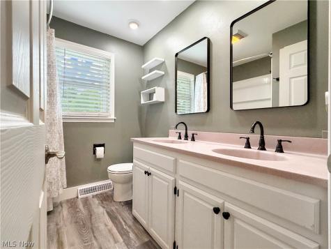 1008 Columbus Circle S Ashland OH 44805