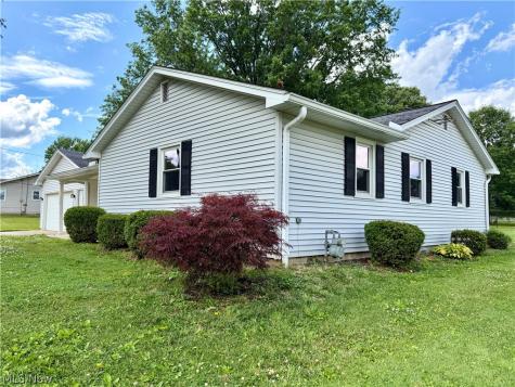 1008 Columbus Circle S Ashland OH 44805