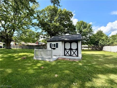 1008 Columbus Circle S Ashland OH 44805
