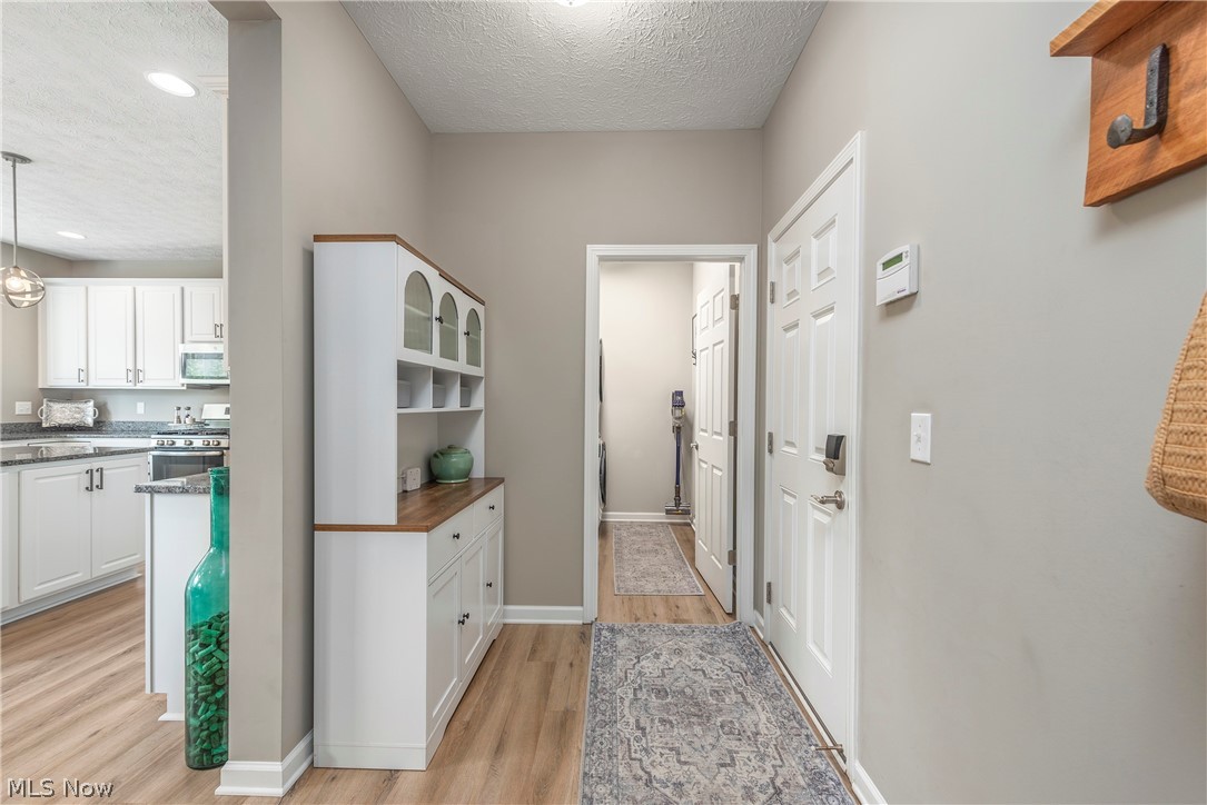 10288 Maryland Street Aurora OH 44202
