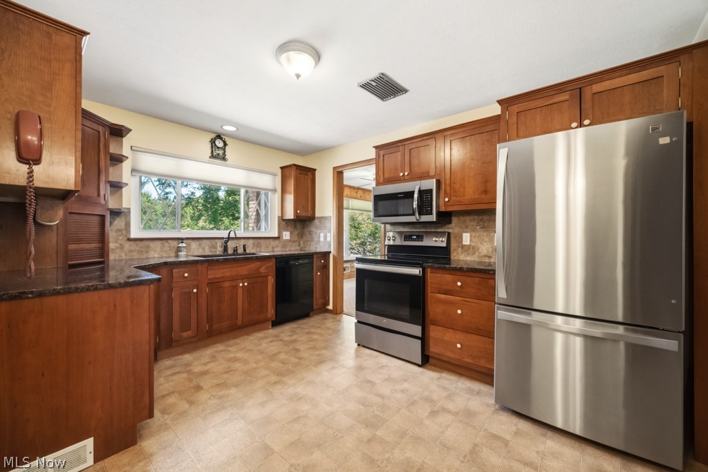 7988 Wright Road Broadview Heights OH 44147