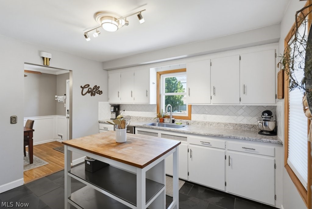 10358 Notabene Drive Parma Heights OH 44130