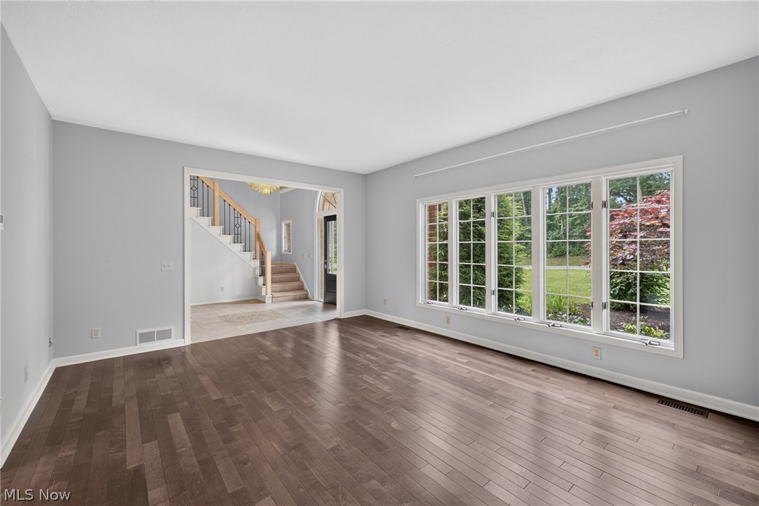 1343 Vermillion Drive Barberton OH 44203