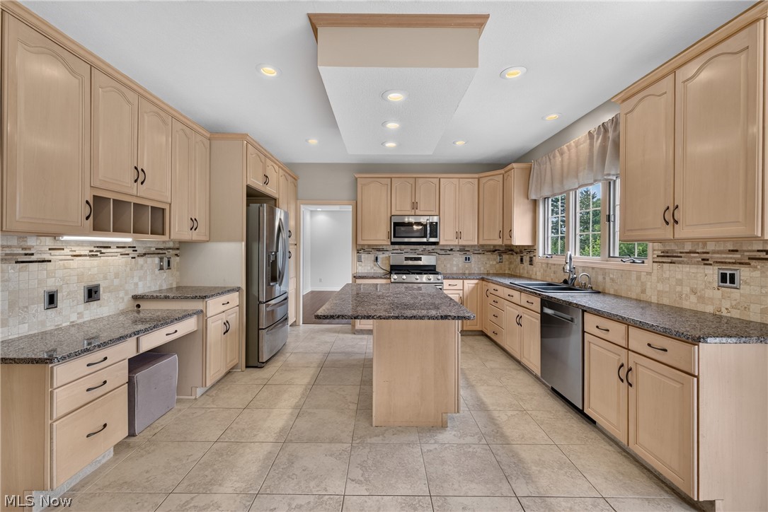 1343 Vermillion Drive Barberton OH 44203