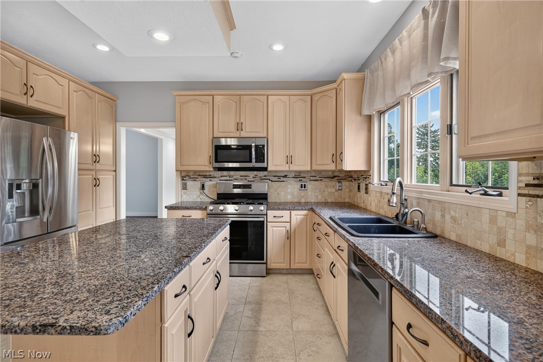 1343 Vermillion Drive Barberton OH 44203