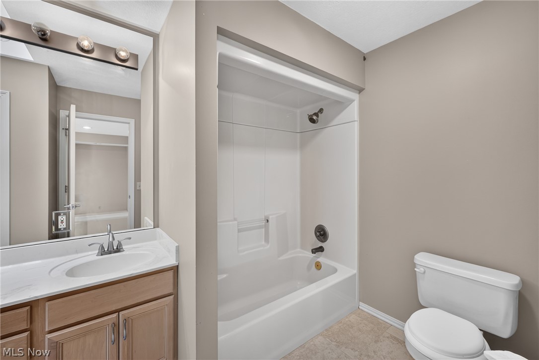 1343 Vermillion Drive Barberton OH 44203