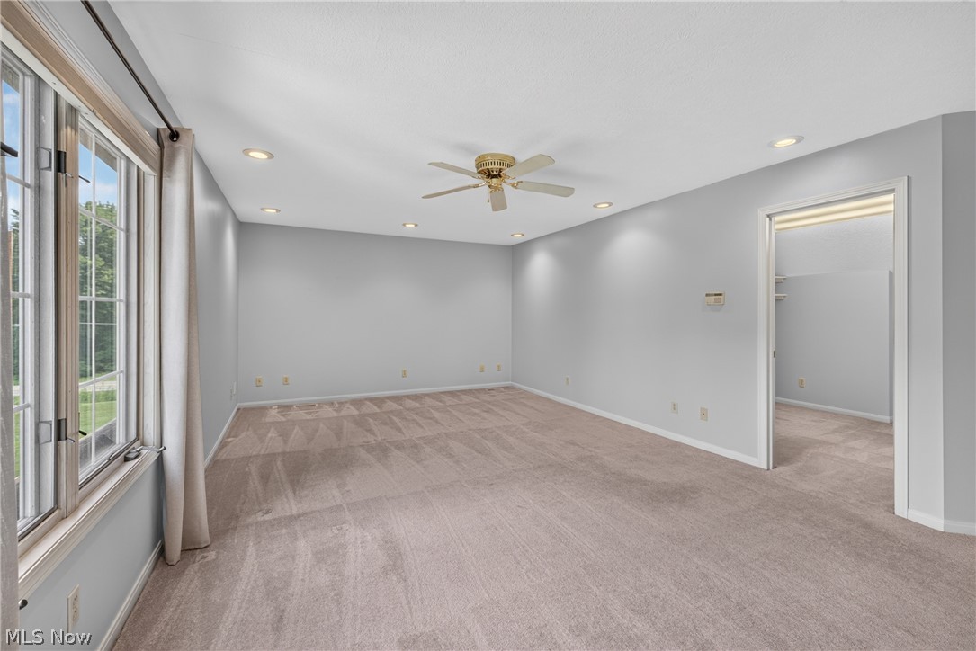 1343 Vermillion Drive Barberton OH 44203