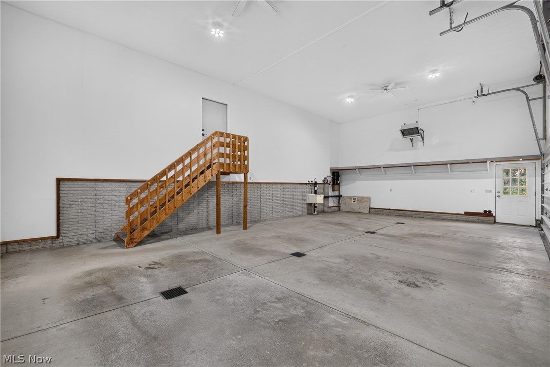 1343 Vermillion Drive Barberton OH 44203