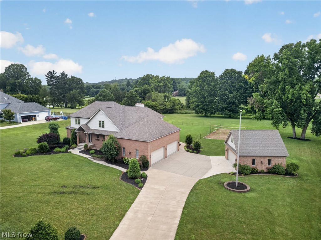 1343 Vermillion Drive Barberton OH 44203