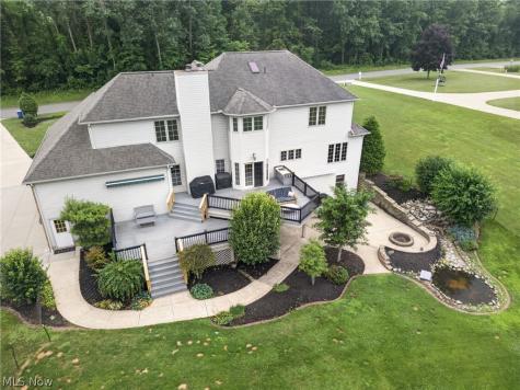 1343 Vermillion Drive Barberton OH 44203