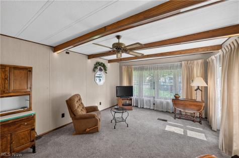 1219 Pasadena Boulevard NW North Canton OH 44720