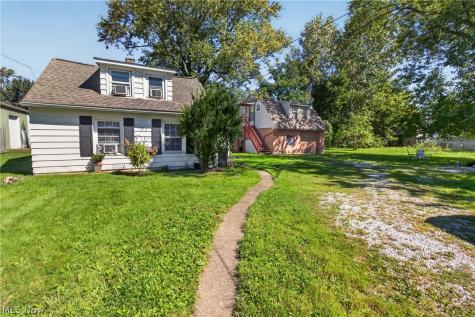 186 Parmely Avenue Elyria OH 44035