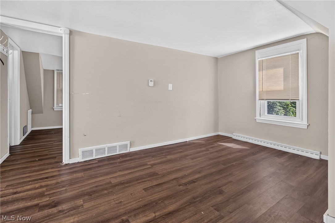 186 Parmely Avenue Elyria OH 44035