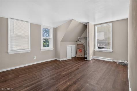 186 Parmely Avenue Elyria OH 44035