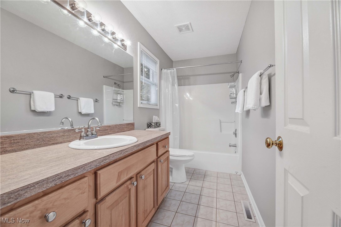 2615 Hampton Road Rocky River OH 44116