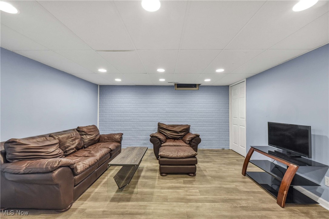 2615 Hampton Road Rocky River OH 44116