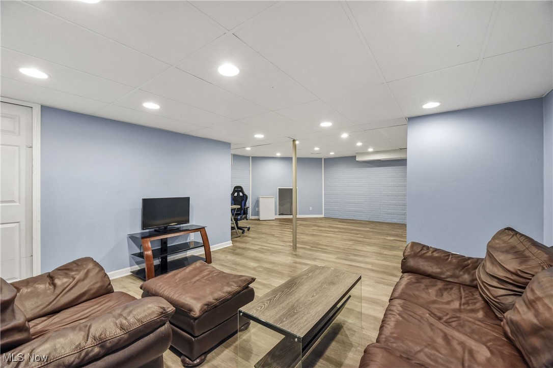 2615 Hampton Road Rocky River OH 44116