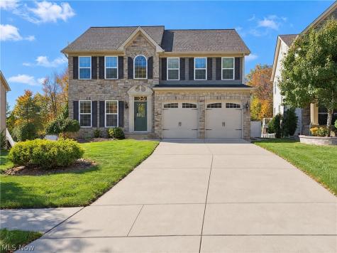 2746 Hunters Ridge Twinsburg OH 44087