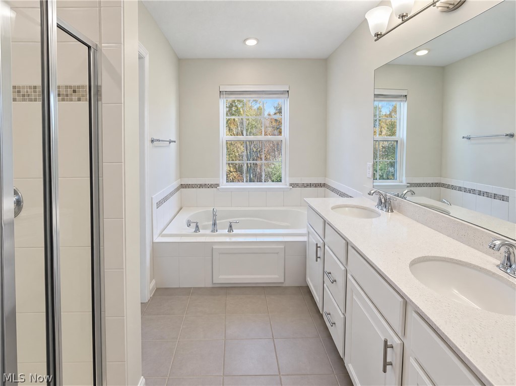 2746 Hunters Ridge Twinsburg OH 44087
