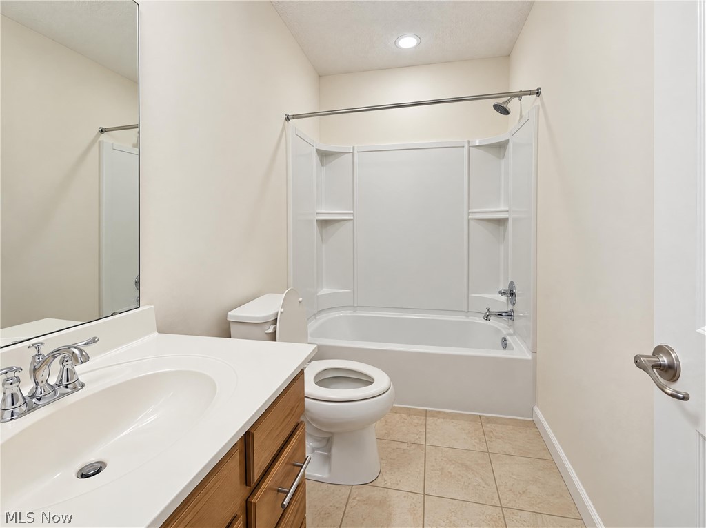 2746 Hunters Ridge Twinsburg OH 44087