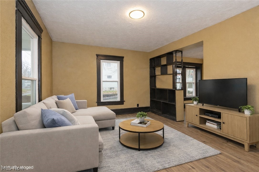 258 Oberlin Court Akron OH 44311