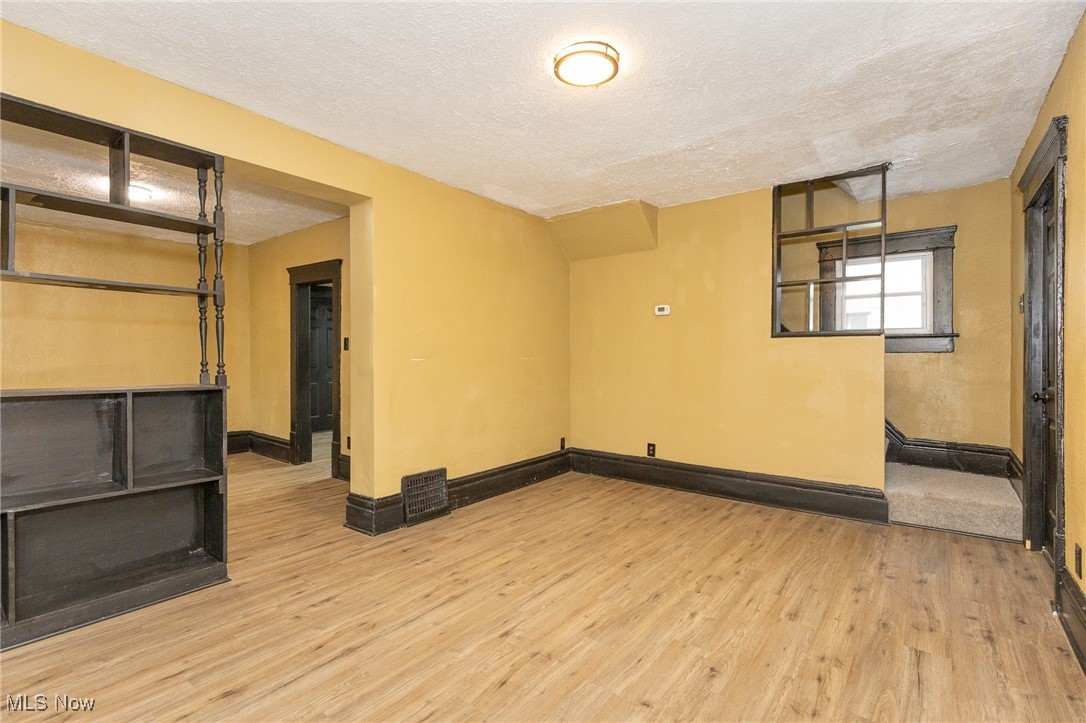 258 Oberlin Court Akron OH 44311