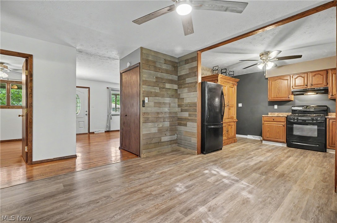 839 Sheffield Road Sheffield Lake OH 44054