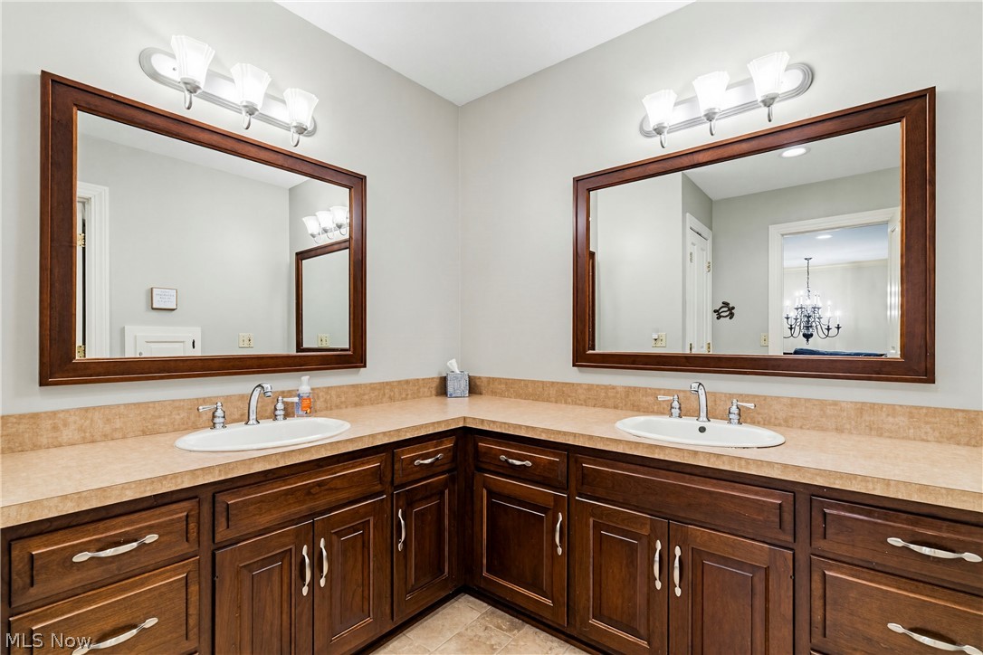 5 Medbery Drive Coshocton OH 43812