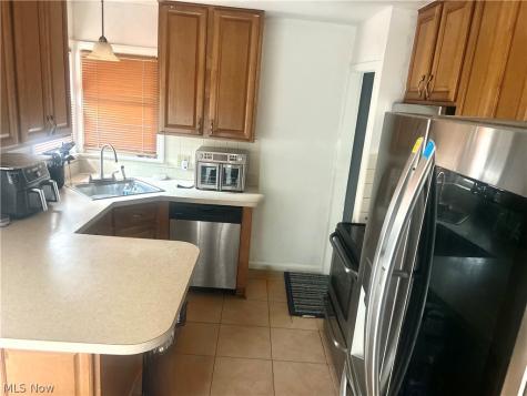 114 Avalon Drive Bedford OH 44146