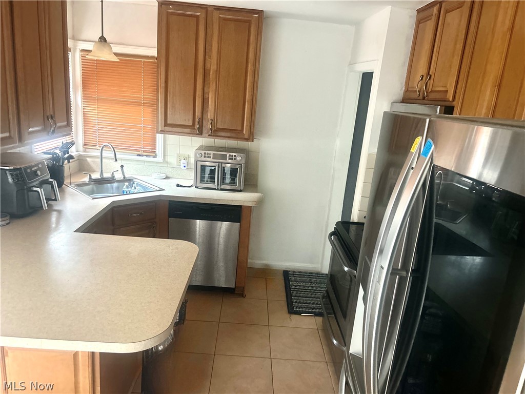 114 Avalon Drive Bedford OH 44146