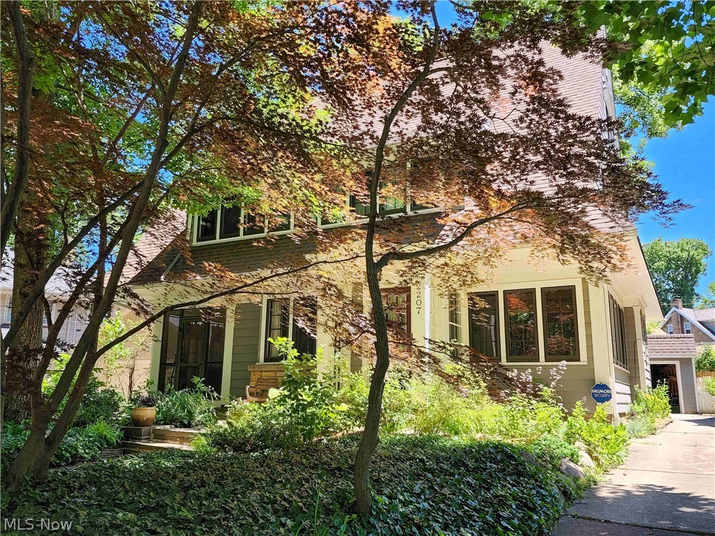 2207 Westminster Road Cleveland Heights OH 44118