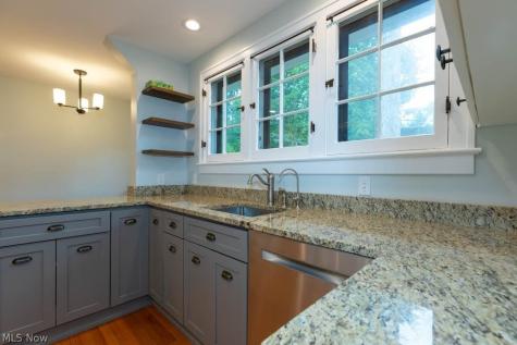 2207 Westminster Road Cleveland Heights OH 44118