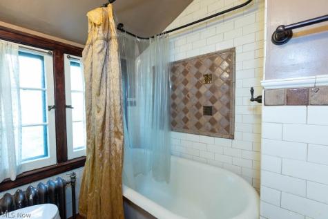 2207 Westminster Road Cleveland Heights OH 44118