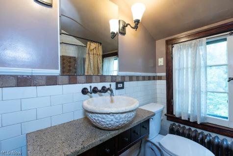 2207 Westminster Road Cleveland Heights OH 44118