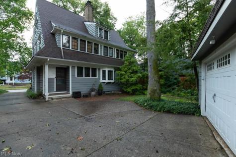 2207 Westminster Road Cleveland Heights OH 44118