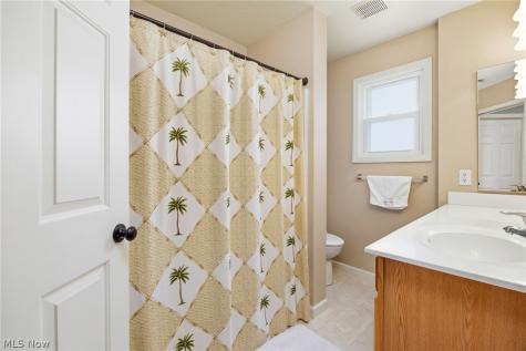 8524 Wayside Drive Olmsted Twp OH 44138
