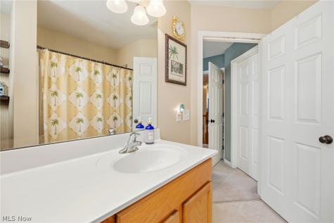 8524 Wayside Drive Olmsted Twp OH 44138