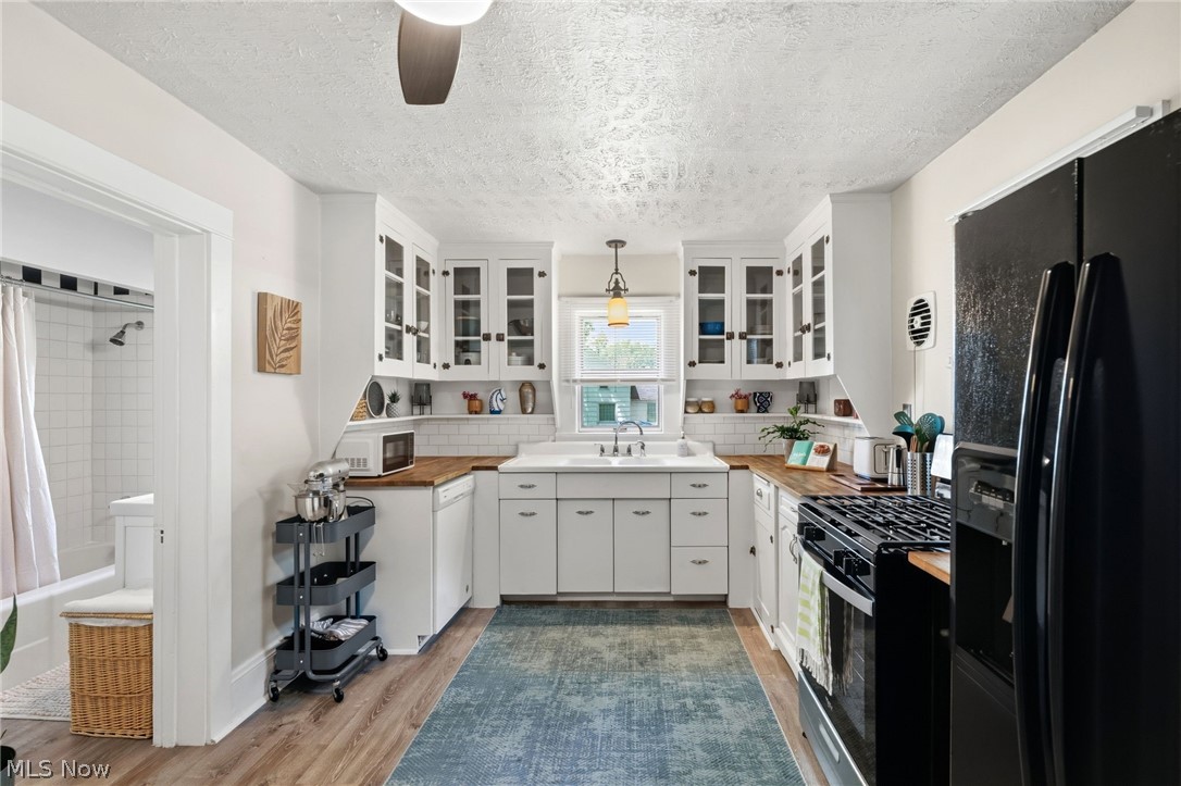 140 5th Avenue Chardon OH 44024