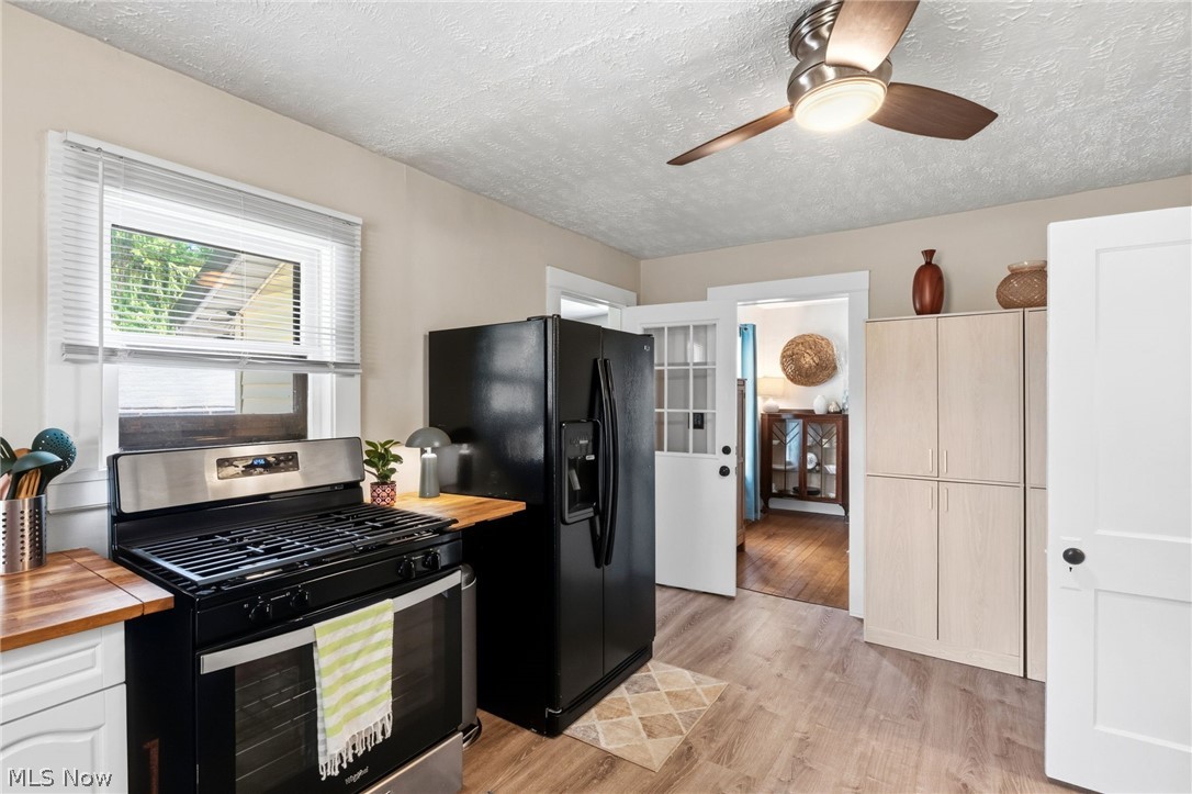 140 5th Avenue Chardon OH 44024