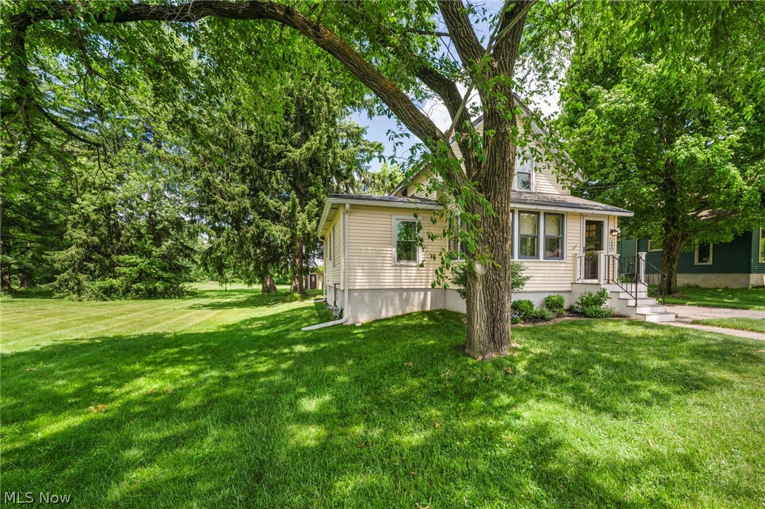 140 5th Avenue Chardon OH 44024