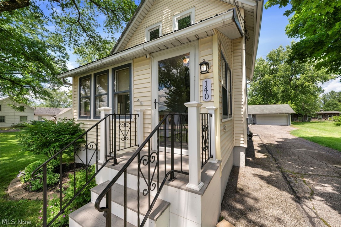140 5th Avenue Chardon OH 44024