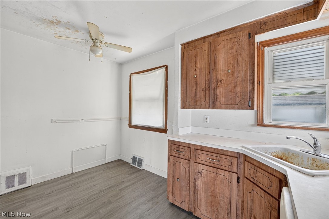15916 Edgewood Avenue Maple Heights OH 44137