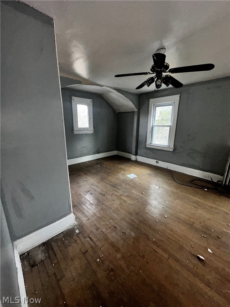 2083 N Taylor Road Cleveland Heights OH 44112
