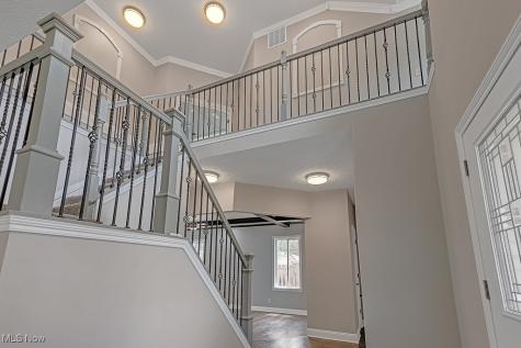 491 Parkside Drive Bay Village OH 44140